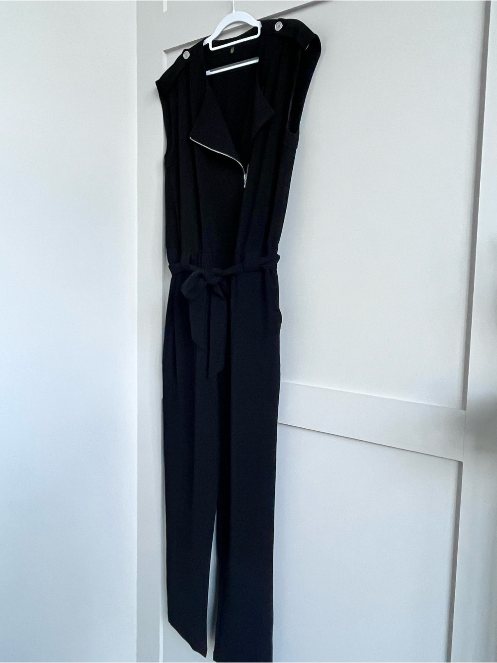 Women's Black Sleeveless Jumpsuit with Tie Waist Sz Large